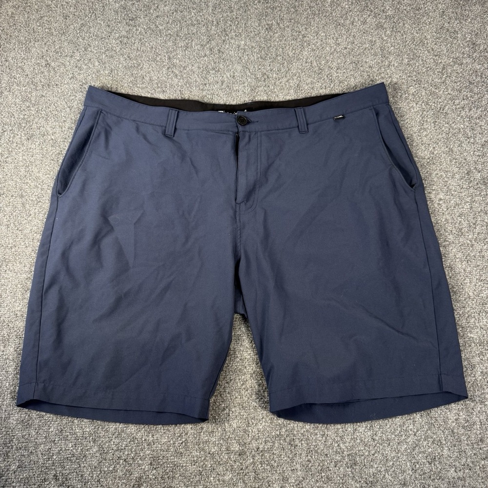 Travis Mathew Carlsbad Golf Shorts Men's Size 42 Blue Flat Front Stretch Chino